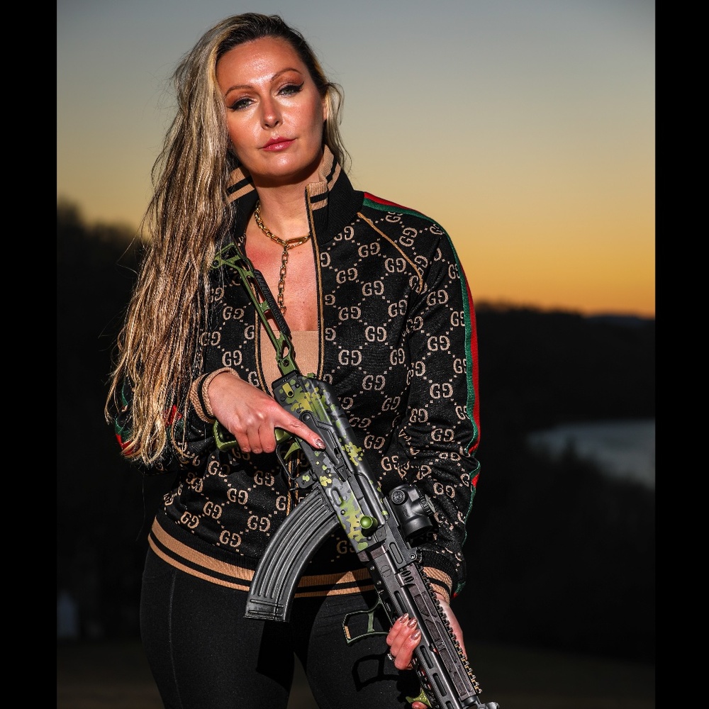 Meet your Posher, Ashley